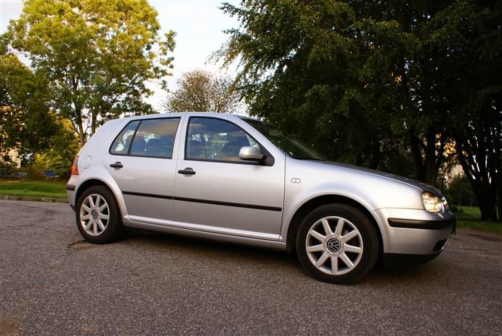 VW Golf 4 TDI "Solgt" billede 5