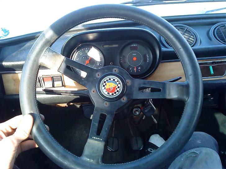 Fiat 127 mk1 - guf. så der abarth rat billede 15