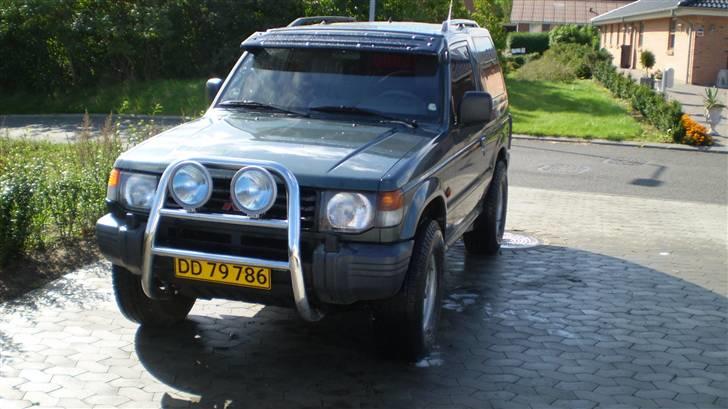 Mitsubishi pajero billede 1