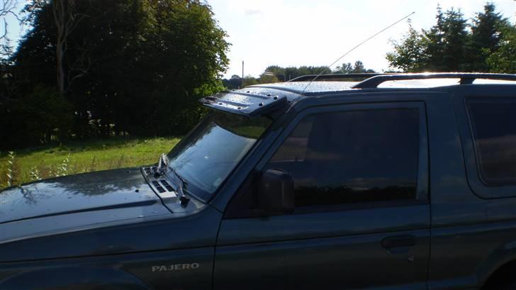 Mitsubishi pajero billede 3