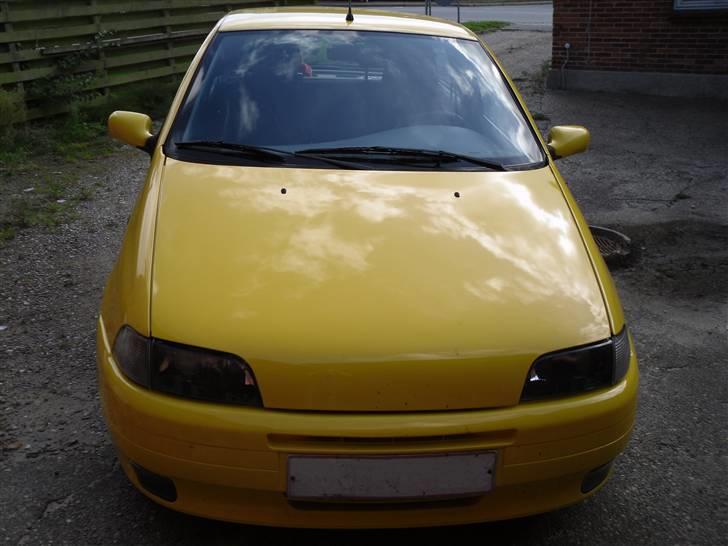 Fiat Punto GT - Fronten, se se hel fin forrude :D billede 2