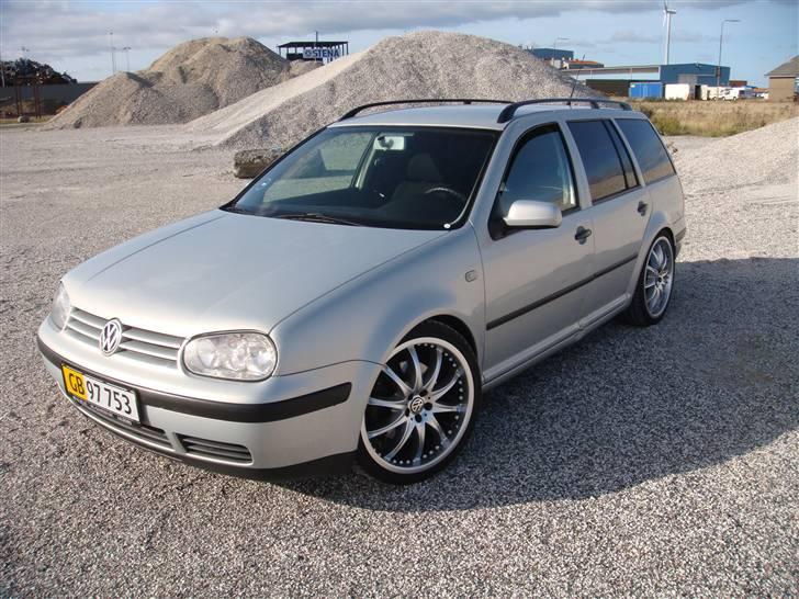 VW Golf 1,9 SDI (solgt) billede 1