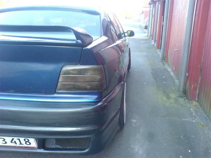 BMW 318i solgt billede 10