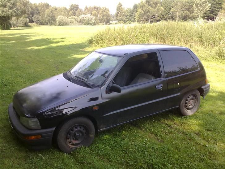 Daihatsu charade SOLGT billede 3