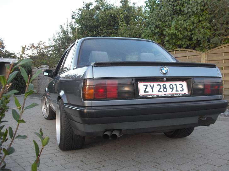 BMW e30 320i solgt billede 6