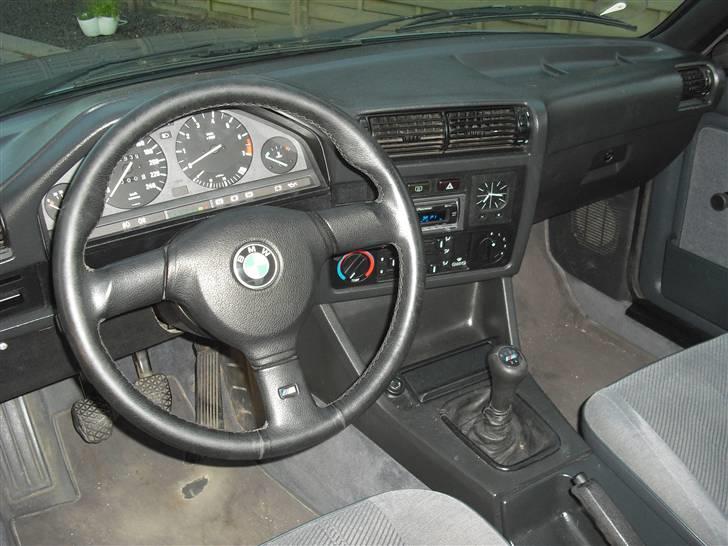 BMW e30 320i solgt billede 11