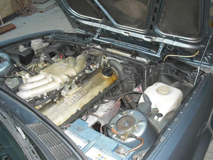 BMW e30 320i solgt billede 14