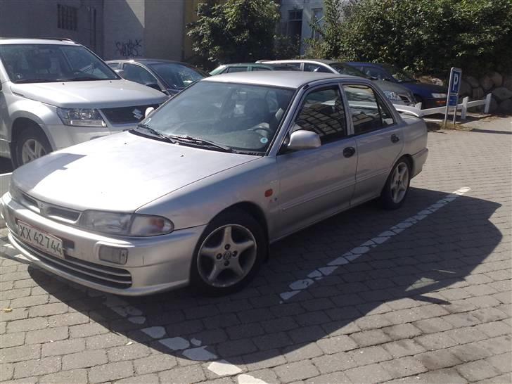 Mitsubishi Lancer 1.3 Gli billede 5