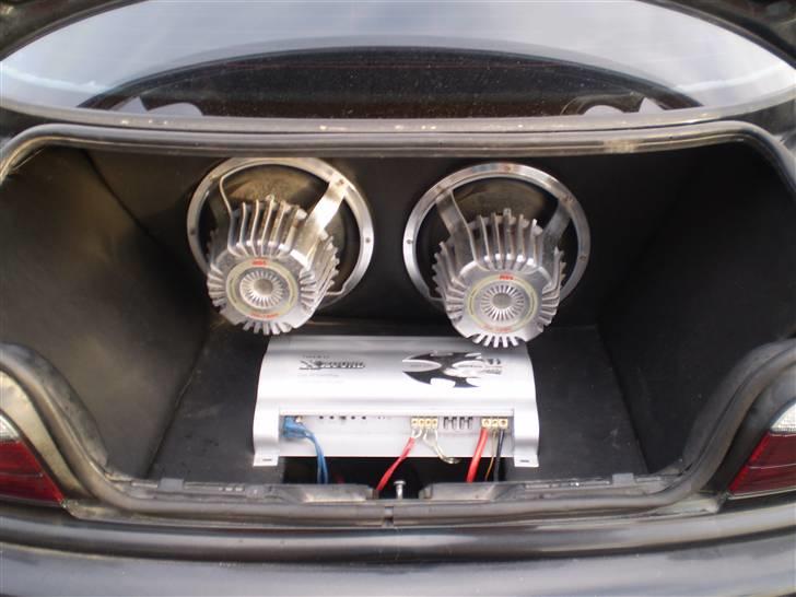 BMW E36 320i  Coupe.. (SOLGT) billede 8