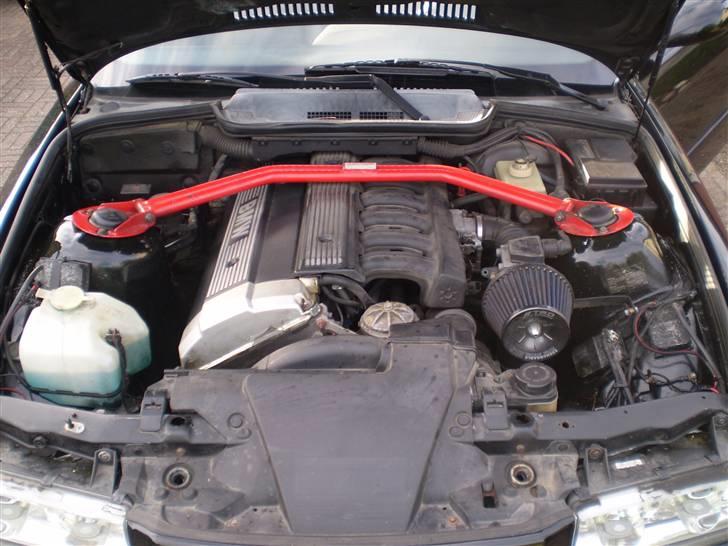 BMW E36 320i  Coupe.. (SOLGT) billede 9