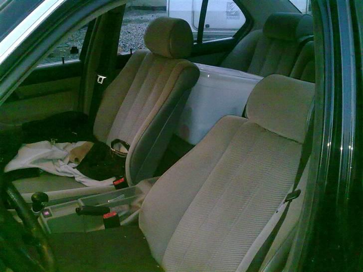 BMW E 34 525 i 24v m vanos - Den skodkabine Haha :-D billede 7