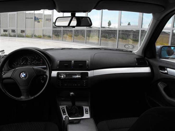 BMW 328i DØD billede 6