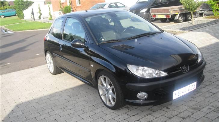 Peugeot 206 billede 1