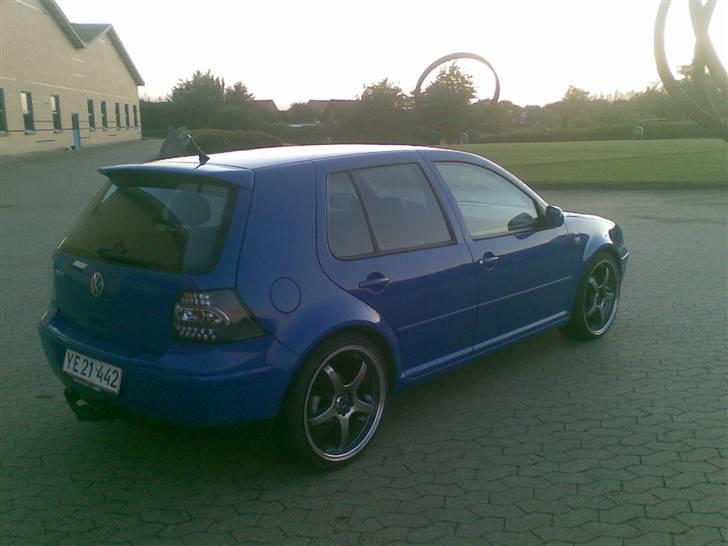 VW Golf 4 1.8 20v! Highline billede 1