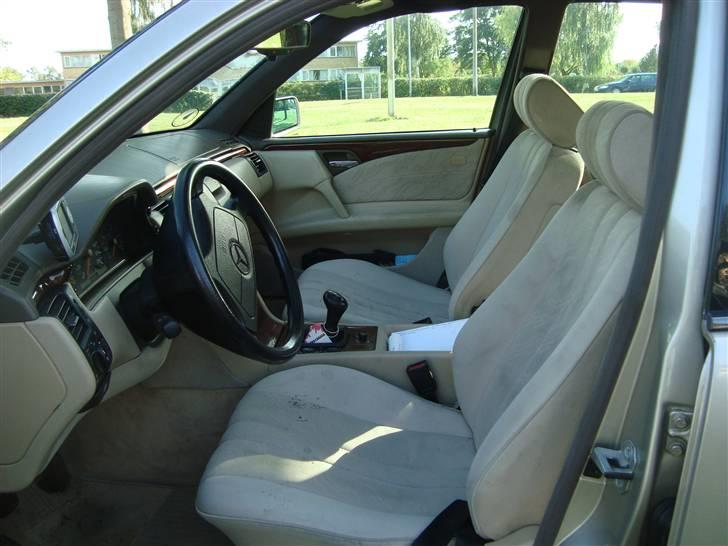 Mercedes Benz E220 diesel billede 5