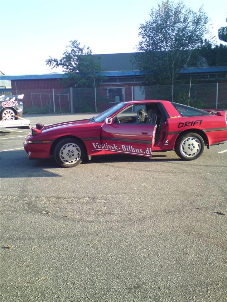 Toyota Supra(under ombygning ) - min første bil i;., den er fed nok til en start :). billede 11