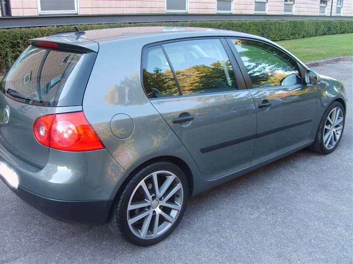 VW Golf 5 Comfort 2.0 tdi billede 15