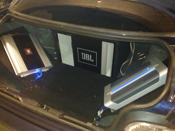 BMW 318 Is Coupé Byttet - færdige resultat af mit anlæg billede 11