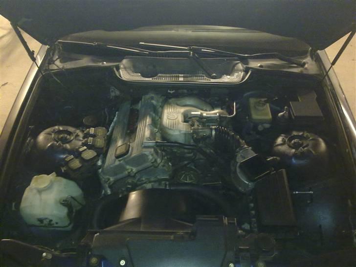 BMW 318 Is Coupé Byttet billede 14