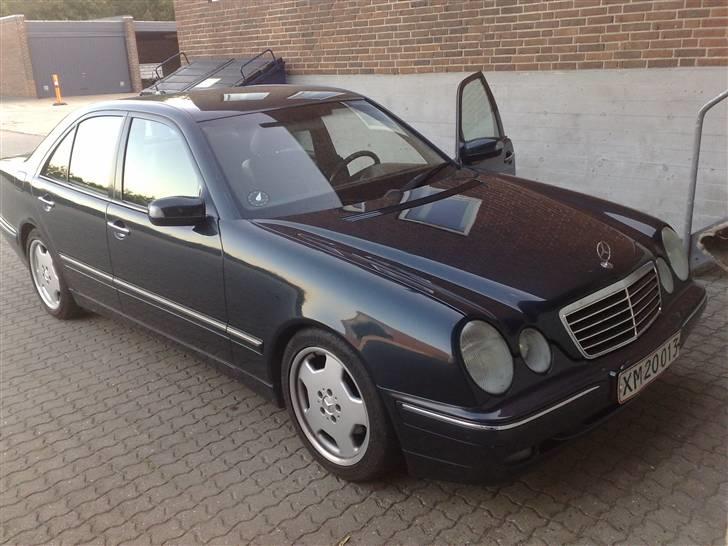 Mercedes Benz e 320 cdi billede 4