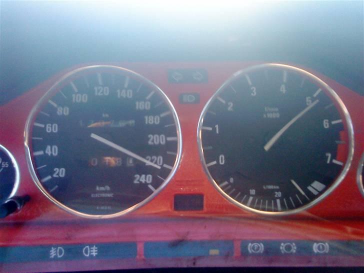 BMW e 30 325 m3 replica billede 11