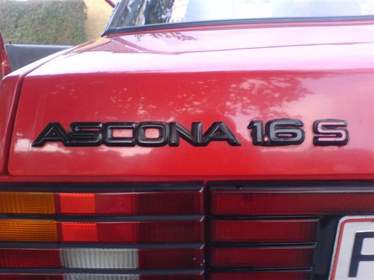 Opel Ascona C 1.6 Sh SOLGT billede 1