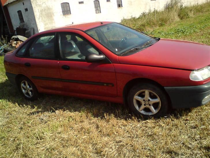 Renault Laguna RN 1.8 solgt billede 3