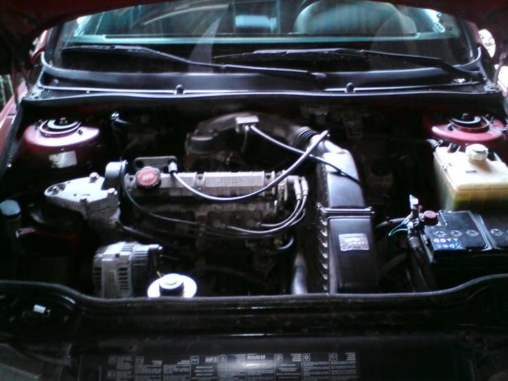 Renault Laguna RN 1.8 solgt billede 5