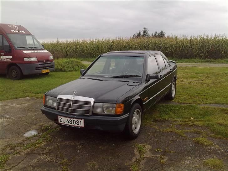 Mercedes Benz 190D (SOLGT) billede 1