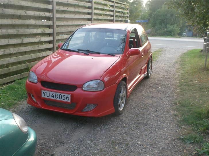 Opel corsa b - ja det er så det næsten fardig rasultadt mangler lige og få mit motora hjælm på så er den fardi billede 13