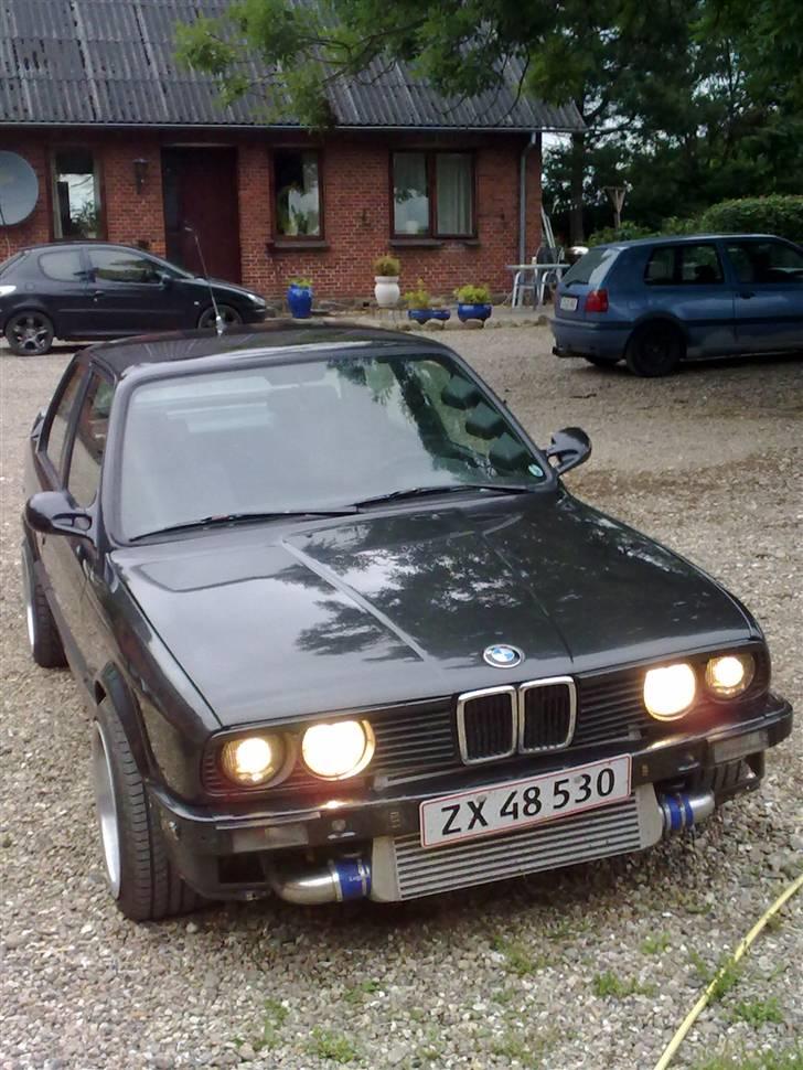 BMW e30 turbo. sommer bilen.SOLGT billede 1