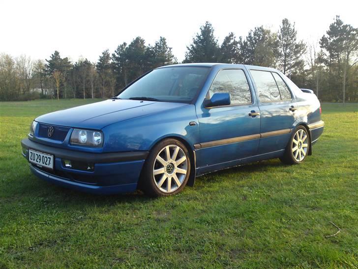 VW vento SOLGT billede 16