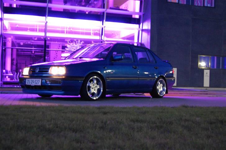 VW vento SOLGT billede 17