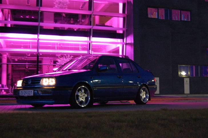 VW vento SOLGT billede 18