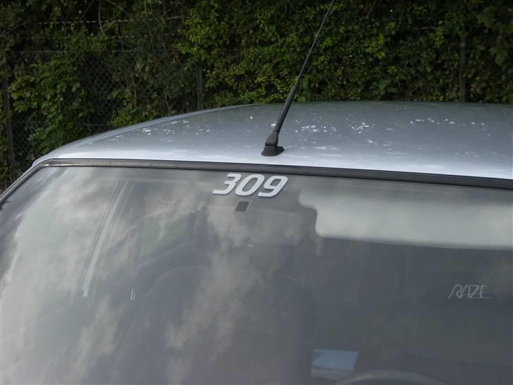 Peugeot 309 1,4 i glx billede 14