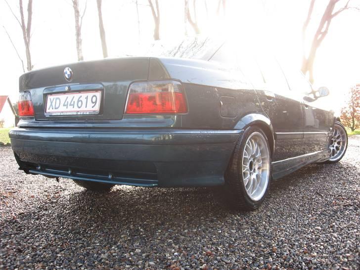 BMW E36 328i SOLGT! billede 4