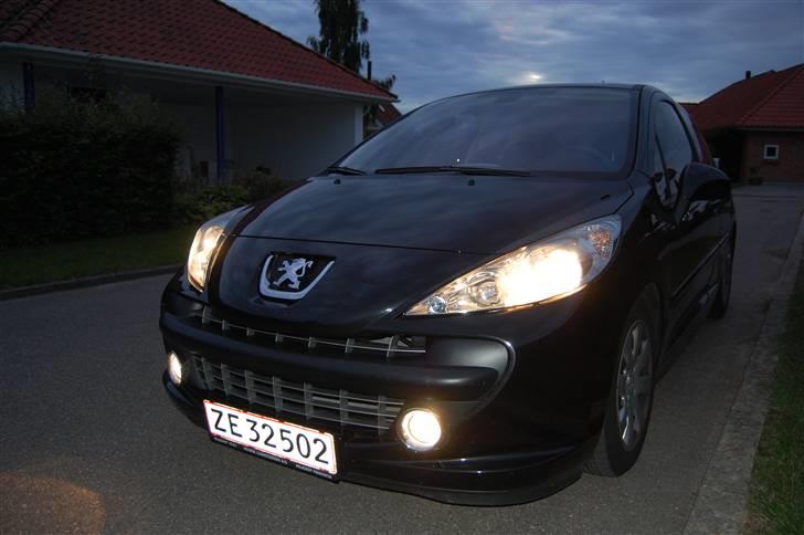 Peugeot 207 - SOLGT -  billede 1