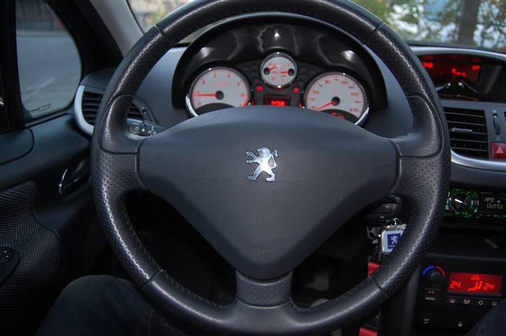 Peugeot 207 - SOLGT -  billede 3