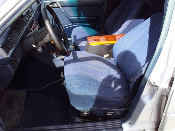 Mercedes Benz 230-300E billede 9