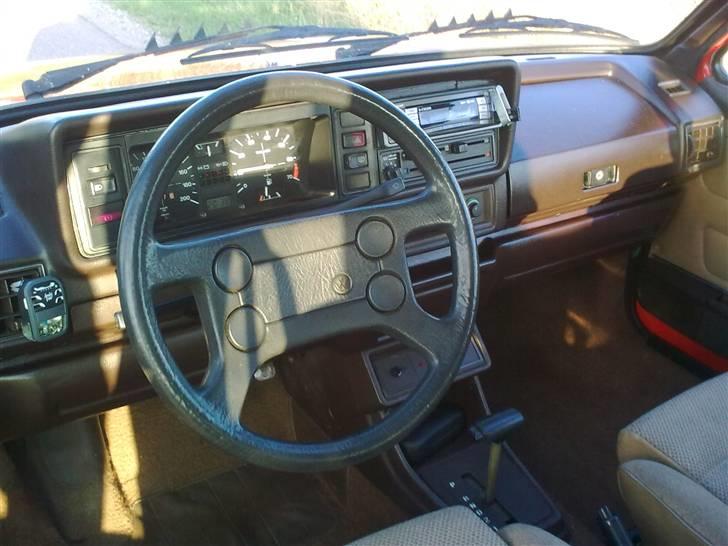 VW golf 1 cabriolet SOLGT billede 3