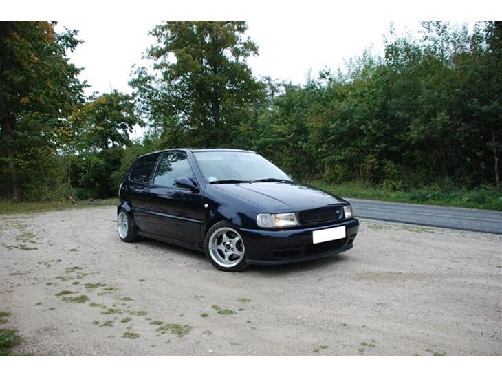 {{currentPhoto.altText}} billede {{currentPhoto.number}}