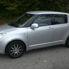 Suzuki Swift 1.3 DDis *SOLGT*
