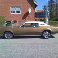 Lincoln continental mark IV