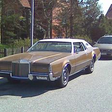 Lincoln continental mark IV