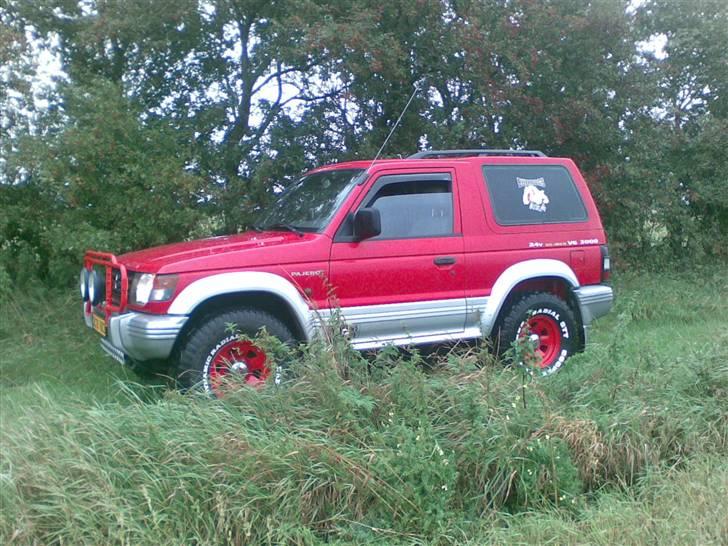 Mitsubishi pajero billede 3