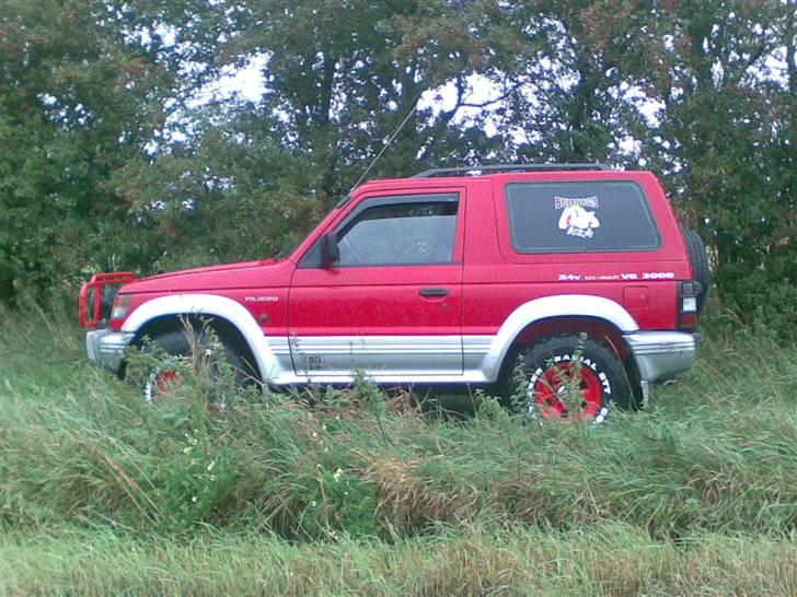 Mitsubishi pajero billede 4