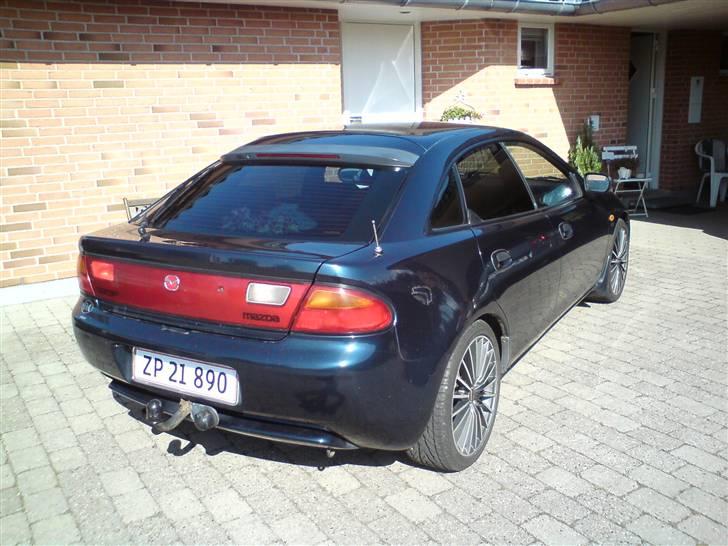 Mazda 323 F billede 12