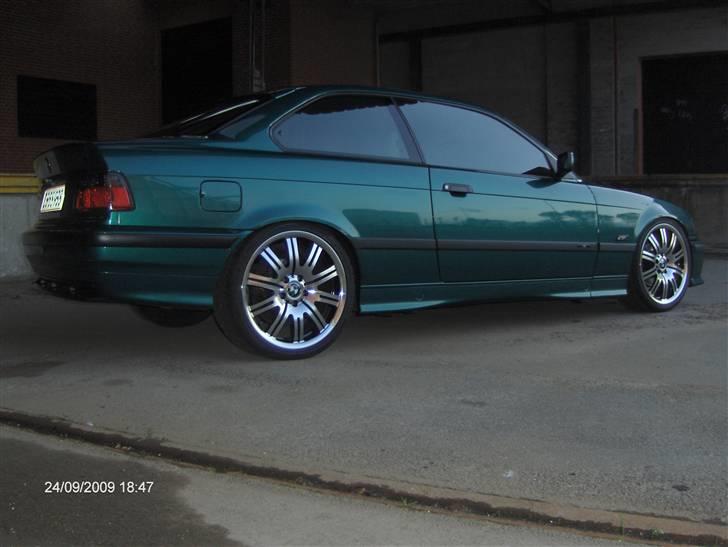 BMW 325i E36 Coupe billede 1