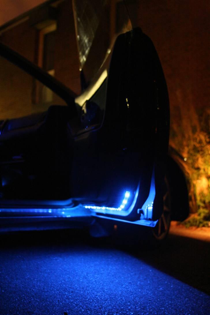 Mazda 323F  SOLGT billede 15