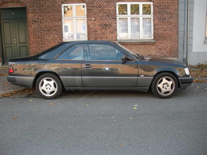 Mercedes Benz 300 CE-24V billede 5